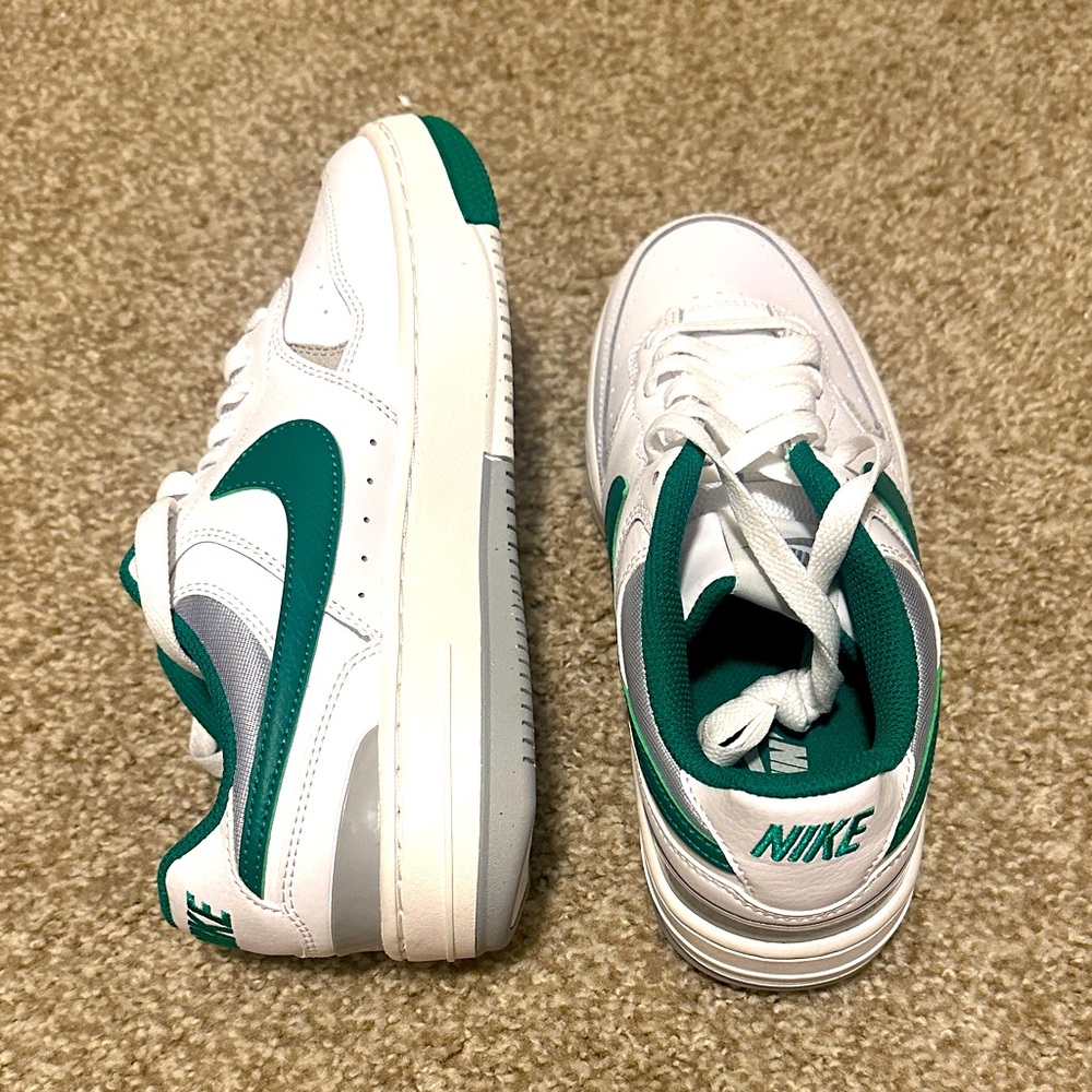 Nike Gamma Force Tennis Shoes